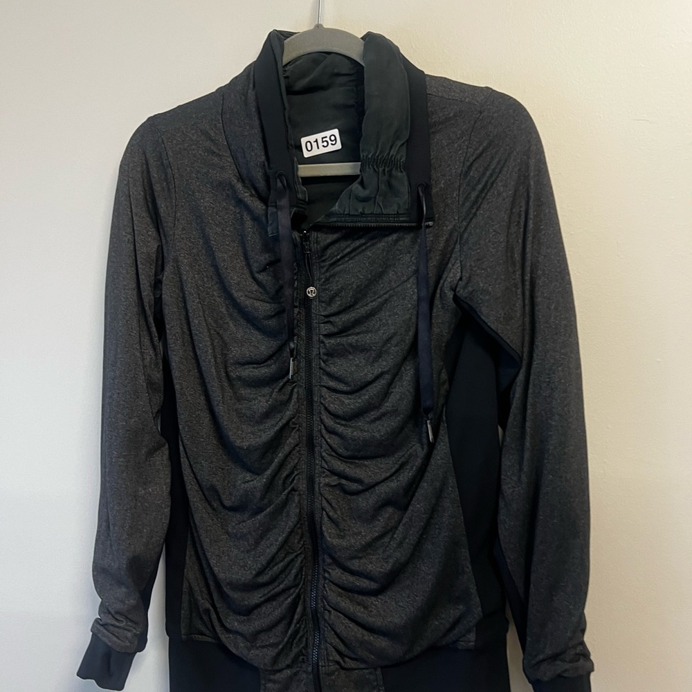 Lululemon Cool Down Jacket Black Heathered Black … - image 2